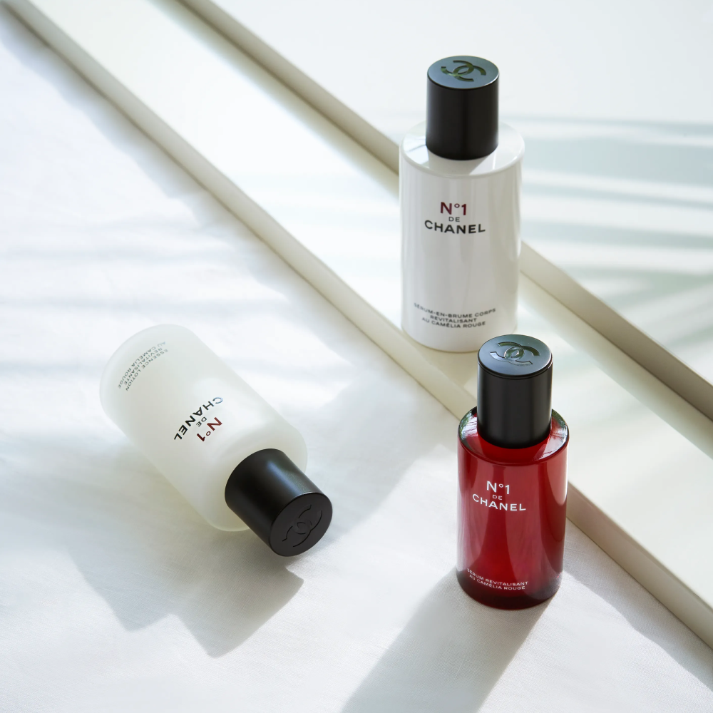 CHANEL No.1 De Serum Au camelia Rouge 5ml, CHANEL No.1 De Serum Au camelia Rouge, N°1 DE CHANEL REVITALIZING SERUM , N°1 DE CHANEL REVITALIZING SERUM ราคา ,N°1 DE CHANEL REVITALIZING SERUM รีวิว